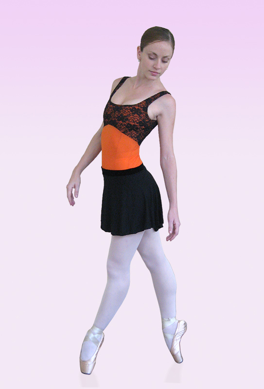 Ropa Danza Clearance, 56%.